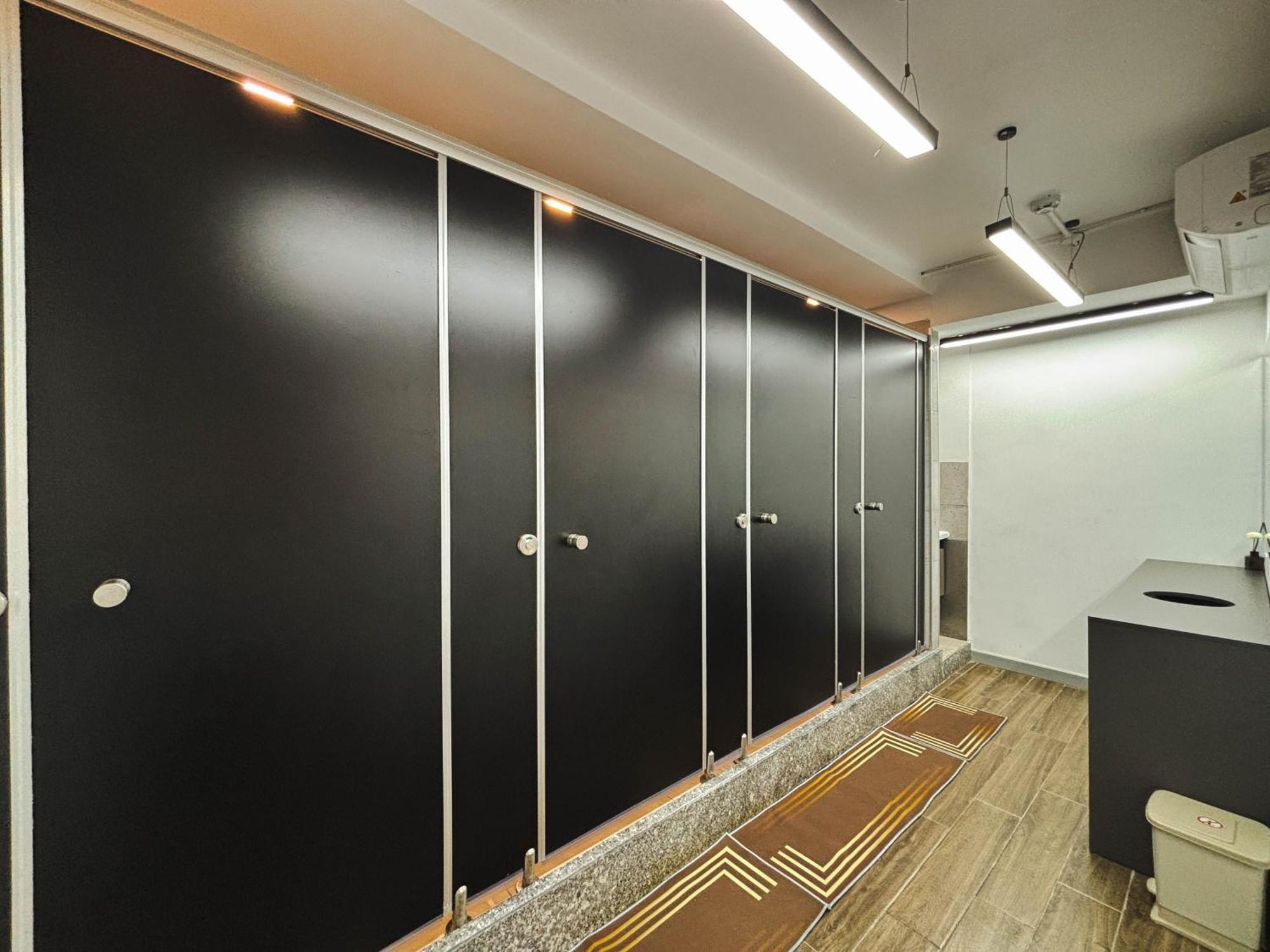 Cozy Cubes Hotel Ho Chi Minh City Exterior photo