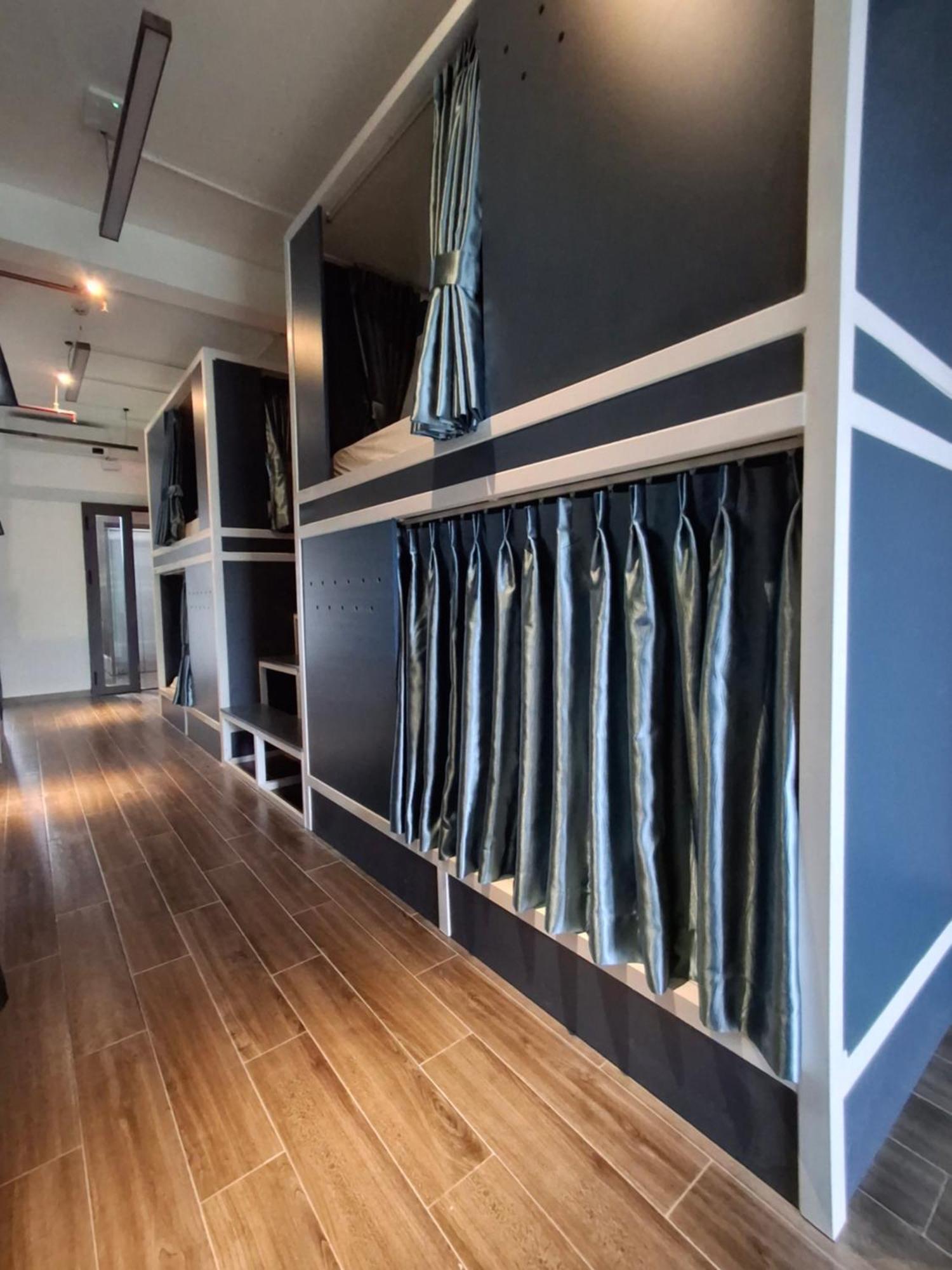 Cozy Cubes Hotel Ho Chi Minh City Exterior photo