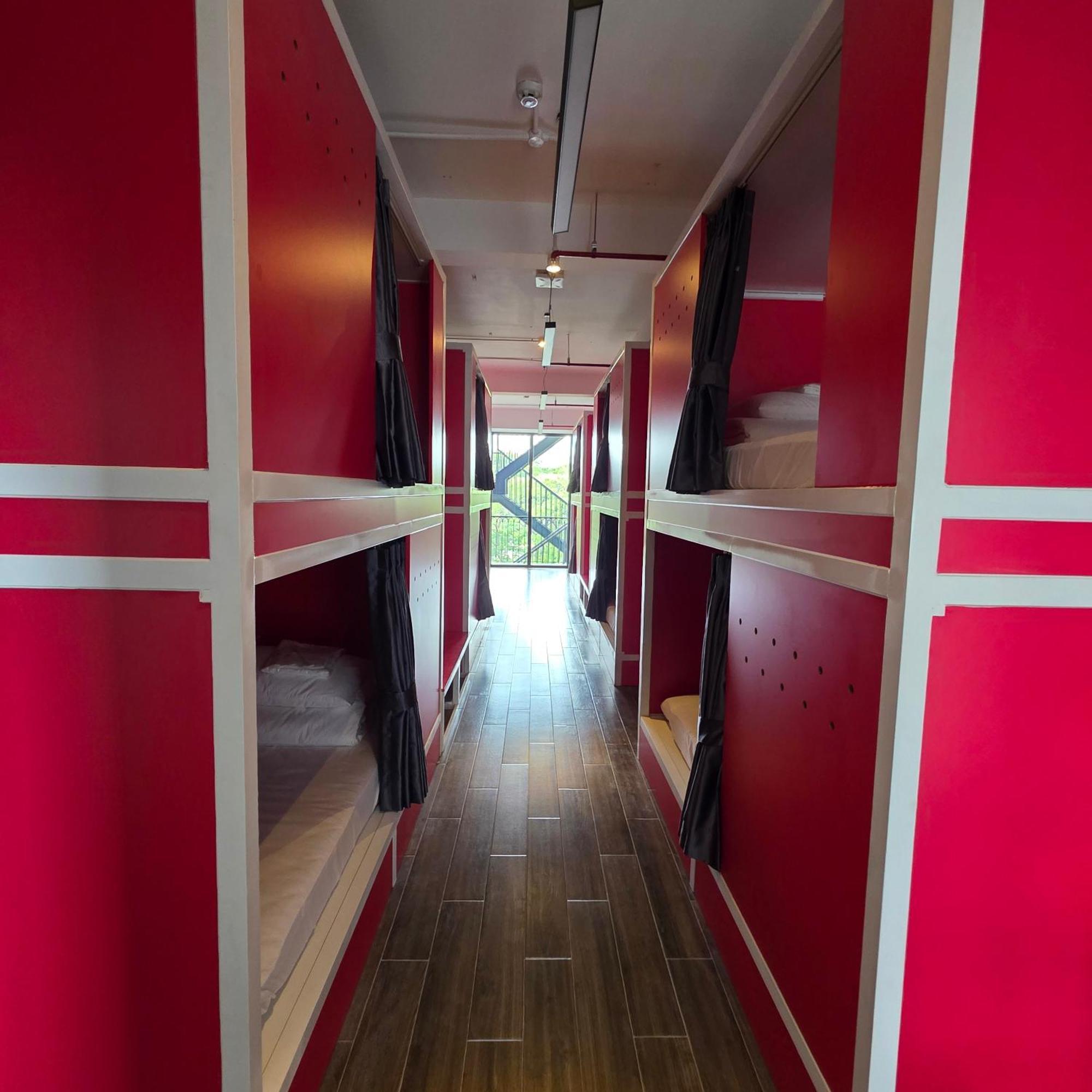 Cozy Cubes Hotel Ho Chi Minh City Exterior photo